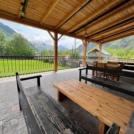 Guest House 15 Kazbegi Bagian luar foto