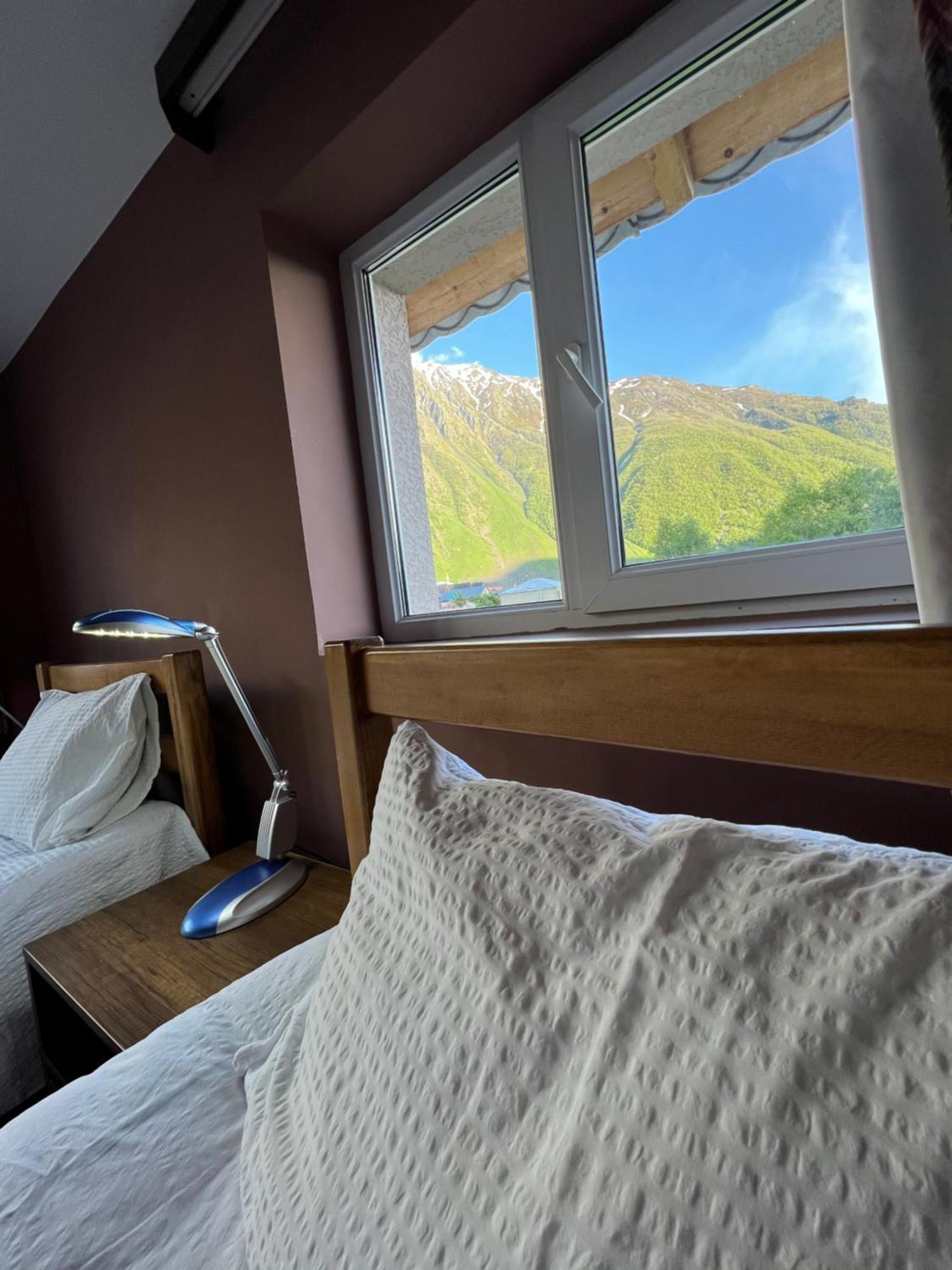 Guest House 15 Kazbegi Bagian luar foto