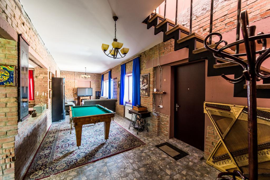 Guest House 15 Kazbegi Bagian luar foto